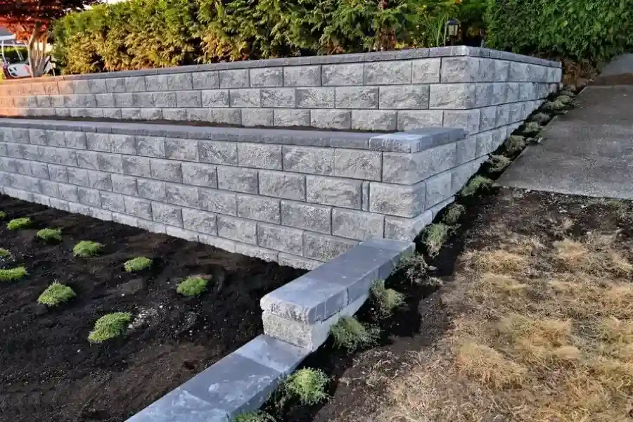 How Retaining Wall Installation Improves Landscape Design in Kemp, TX