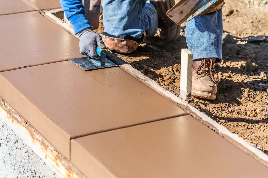 The Role Of Pool Construction In Outdoor Living Spaces Kemp, TX